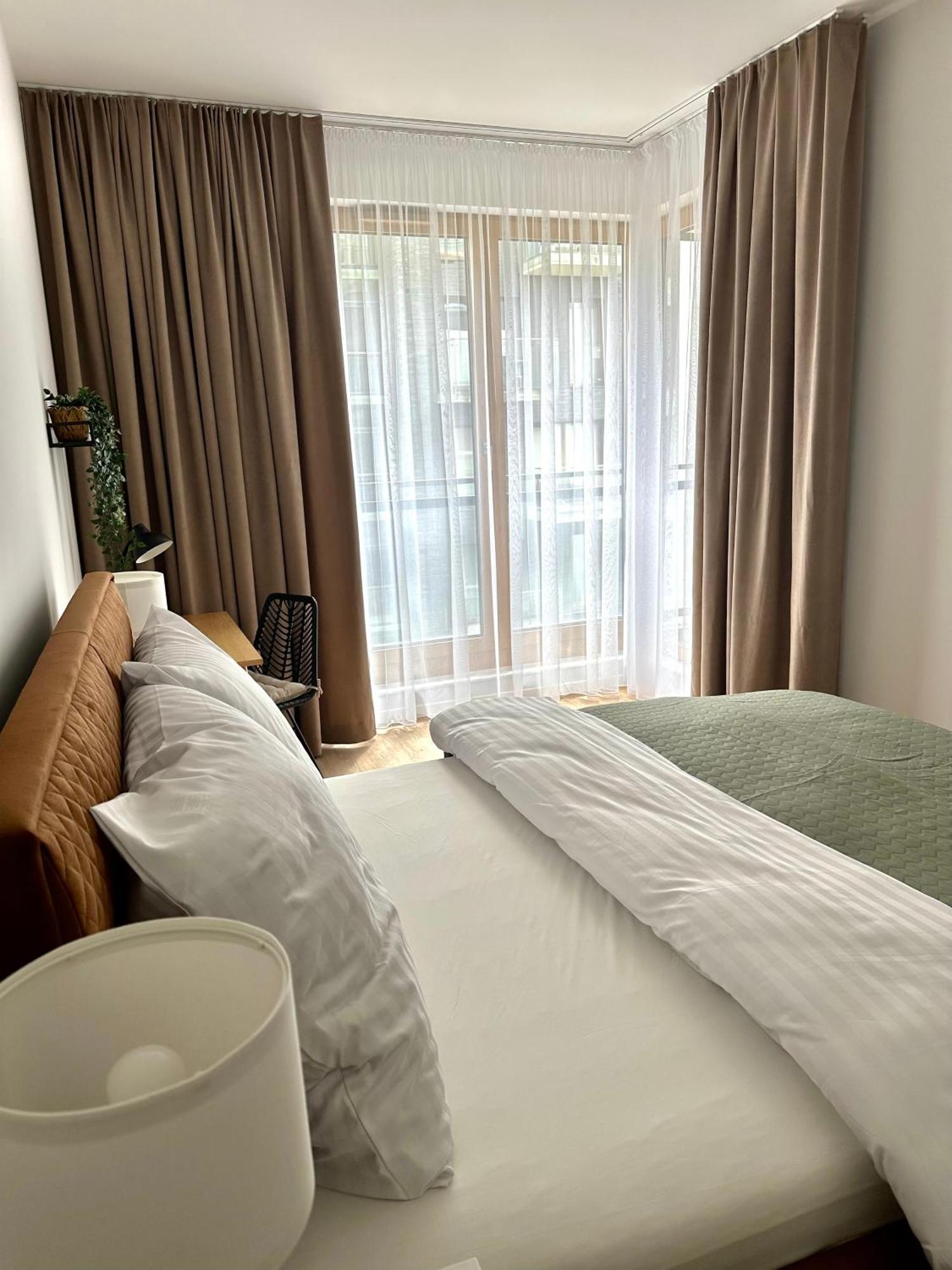 Sunrise Apartment Краков Экстерьер фото